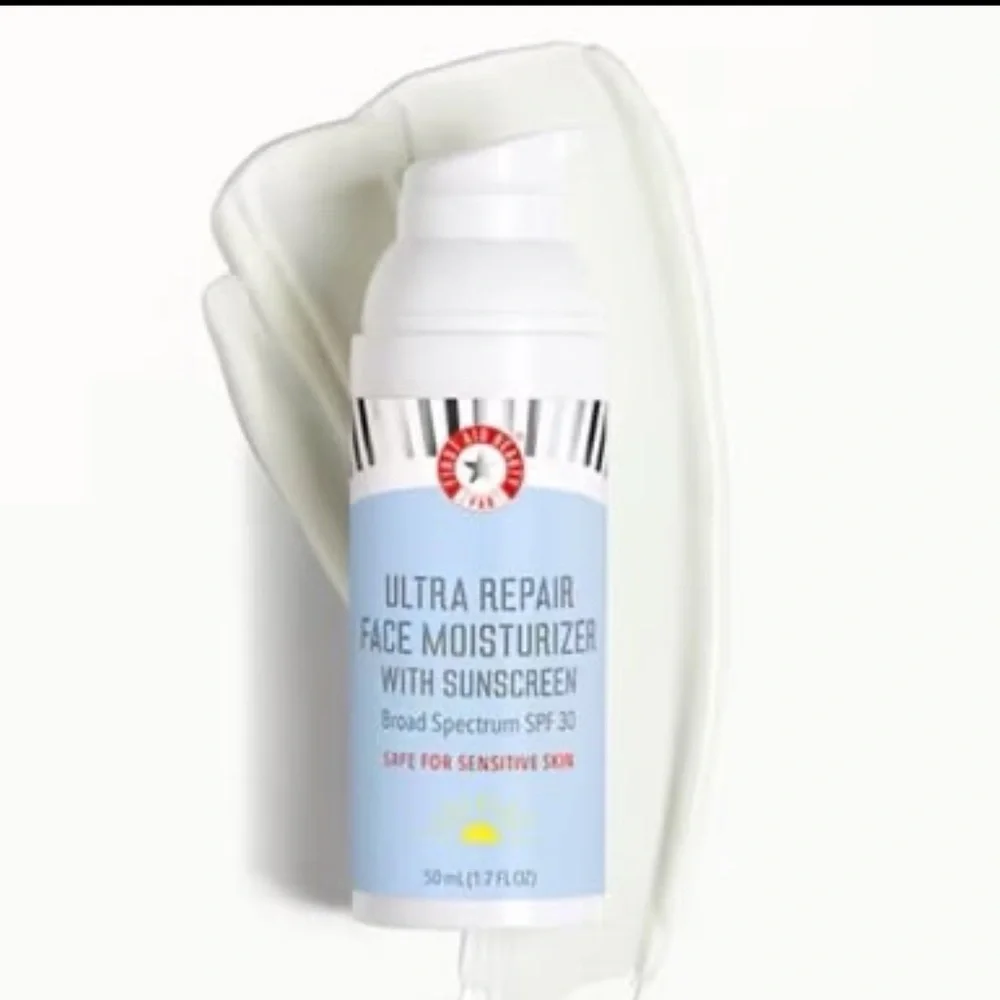 FIRST AID BEAUTY‎ Ultra Repair Face Moisturizer  Sunscreen Broad Spectrum SPF 30